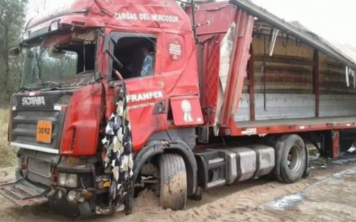 Un camionero boliviano se accidentó en Chaco, fue atendido y mandó un fuerte mensaje a sus compatriotas: “Acá no se discrimina”
