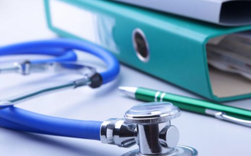 «Tenemos turnos para octubre»: El desamparo y el enojo de pacientes por el deterioro en la atención médica