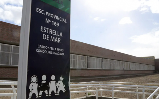 Alerta por posible incendio en un colegio comodorense