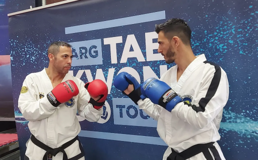 Hugo Reinoso es campeón mundial de Taekwondo