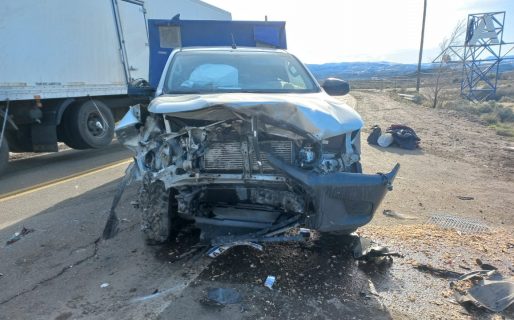 Dos camionetas protagonizaron un choque frontal en Astra
