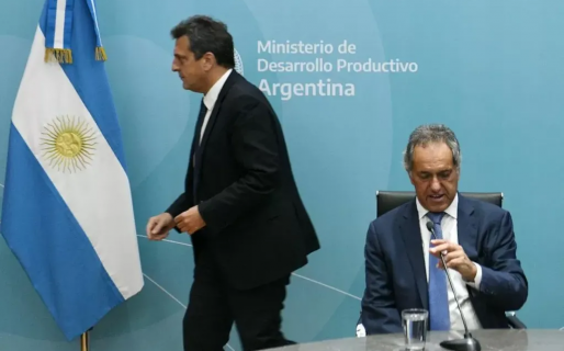 «Los dejo con Daniel», el llamativo momento en donde Massa lo deja solo a Scioli