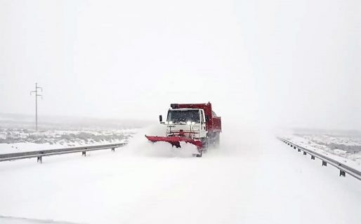 Esquel: Cortaron un tramo de la Ruta 40 por la acumulación de nieve