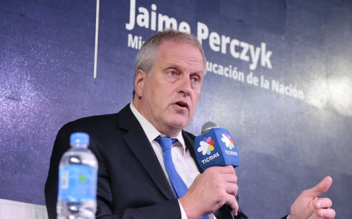 El ministro de Educación Jaime Perczyk afirmó que “hay que ver los partidos del Mundial en las escuelas”