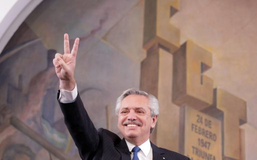 Alberto duro con Cristina: “Perón nunca necesitó una lapicera”