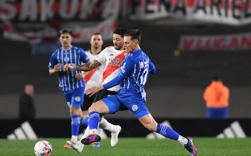 River no levanta cabeza: perdió de local con Godoy Cruz