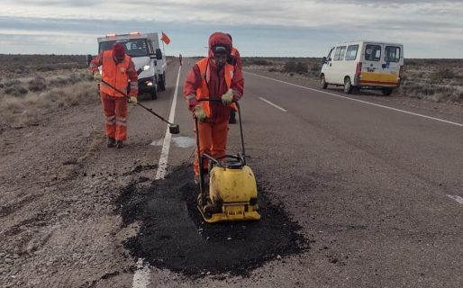 Precaución por heladas fuertes y trabajos de bacheo