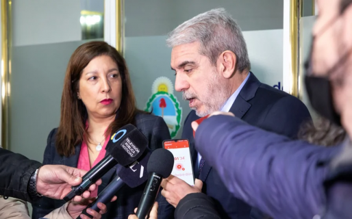 Aníbal Fernández ofreció a Gendarmería por la tensión con el conflicto mapuche