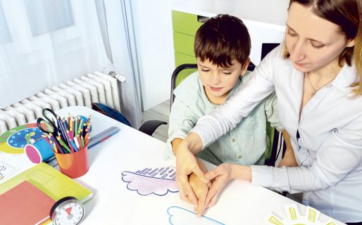 Profesionales que atienden a pacientes con discapacidad reclaman por sus honorarios