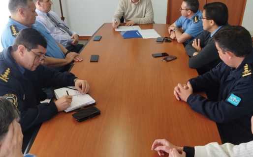 El ministro Castro se reunió con la Cúpula de la Policía del Chubut