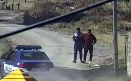 Un delincuente abrazó a un vecino para despistar a la policía y escapó de una persecución