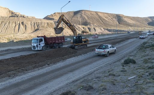 ﻿El Municipio interviene en la reparación de calzada del Camino Centenario