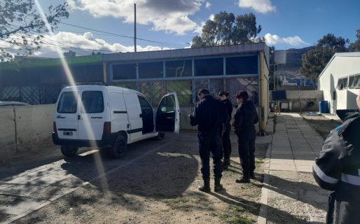 Quiso robar un estéreo y lo atraparon con ‘las manos en la masa’