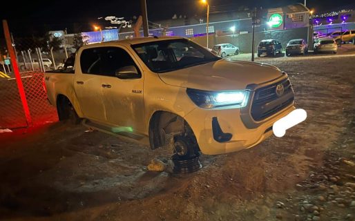 Fue a jugar al bowling y le robaron las ruedas