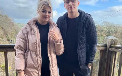 Renunció a su trabajo de albañil, abrió una cuenta en OnlyFans y logró comprar su casa