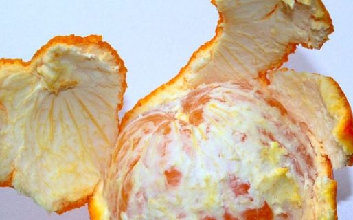 ¿Tenés una cáscara de naranja? ¡No la tires porque esto es lo que podés hacer!