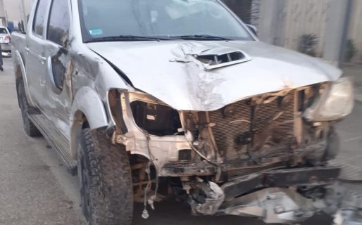 Una camioneta casi causa una tragedia en barrio Pueyrredón