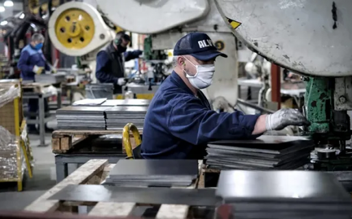 Cómo funciona «Puente Empleo», el programa del gobierno para convertir planes en trabajo registrado