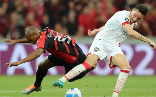 Valioso empate de Estudiantes en Brasil