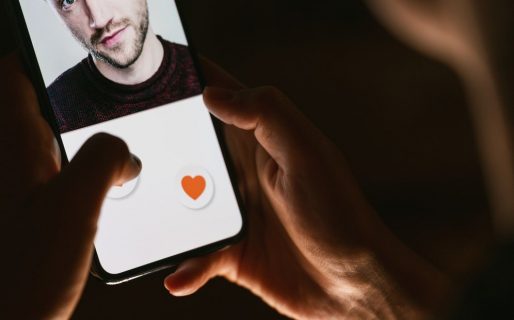 App de citas: El levante en los tiempos que corren tiene sus reglas y sus contraindicaciones