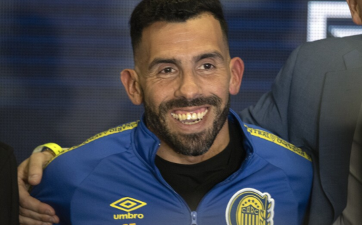 Tévez confundió la bandera de Corea del Sur con la de Japón y lo liquidaron