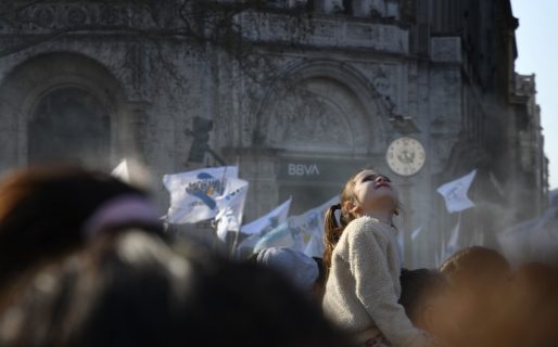 En la Plaza hablaron del «milagro» que salvó a Cristina