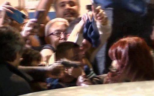 Ataque a CFK: encontraron el ADN de Sabag Montiel en el arma y le secuestraron los celulares a cuatro de sus amigos