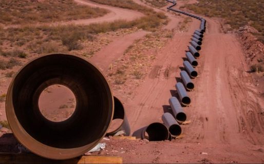Una protesta sindical paraliza una fábrica de Techint que produce caños para el gasoducto Néstor Kirchner