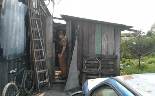 Fue linchado por los vecinos un sospechoso de violar y embarazar a su propia hija