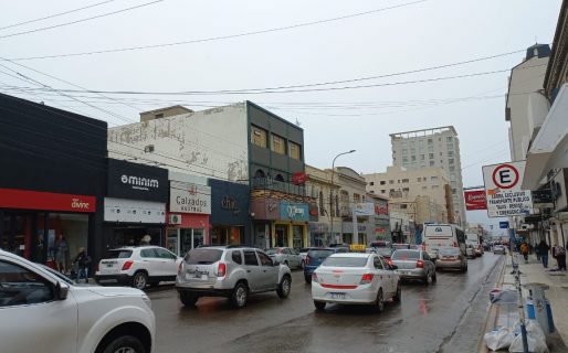 Los colectivos dejarán de pasar por calle San Martín y se podrá estacionar en las dos manos