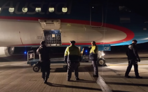 Un llamado anónimo alertó sobre una bomba en un vuelo a Comodoro: debieron evacuar el avión