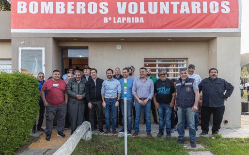 Luque entregó la llave a Bomberos para poner en funcionamiento el Destacamento de Laprida