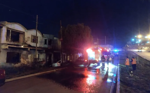 Prendieron fuego la casa de los Nieves