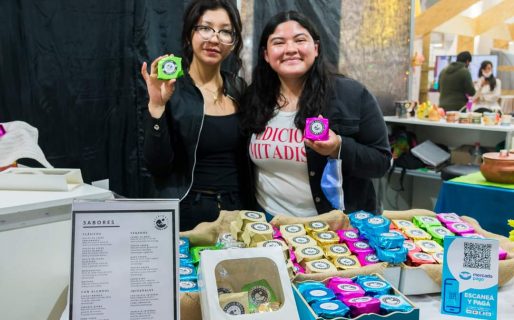 Dos jóvenes comodorenses crearon una marca de alfajores con sabores originales