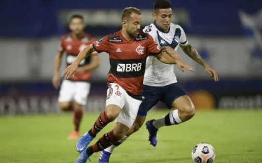 Vélez va por la épica frente a Flamengo