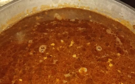 Cocinó para los damnificados por el temporal: «Hoy todos somos Comodoro»