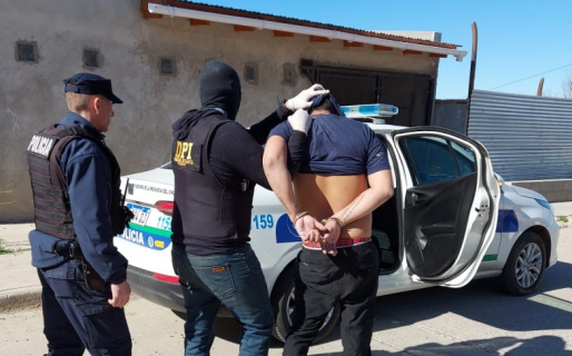 Allanamientos tras el secuestro a un joven: hay dos detenidos