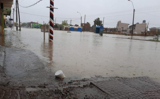 Abrió las puertas de su local para que los damnificados puedan pasar la noche