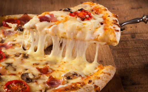 Se viene ‘La Noche de la Pizza y la Empanada’ con más de 1000 negocios incluidos