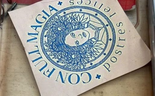 Vendían brownies locos en una pastelería llamada «Los Postres Felices»