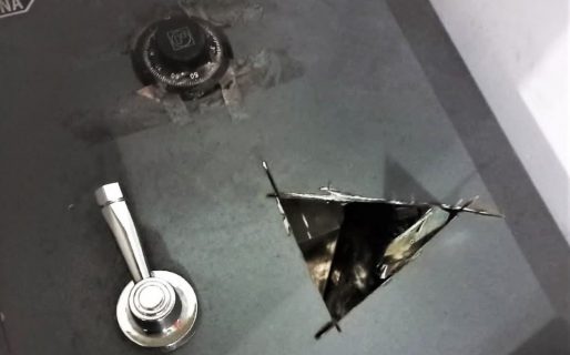 Abrieron una caja fuerte con una amoladora y robaron 800 mil pesos de una concesionaria