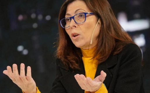 «Estoy mirando»: Silvina Batakis paseó por el Apple Store de Nueva York y generó polémica