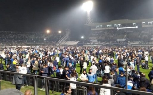 Un hincha murió en medio de los incidentes en Gimnasia La Plata-Boca