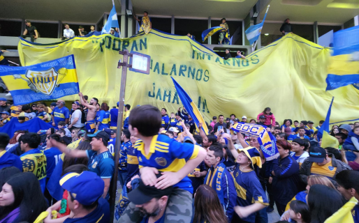 5 mil personas festejaron el triunfo de Boca en el casco céntrico