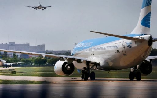 Dos pilotos de avión protagonizaron una fuerte discusión antes de aterrizar en Aeroparque: “Sos un imbécil”