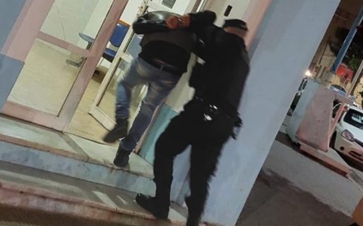 Tenía pedido de captura y lo encontraron esperando el colectivo con total normalidad