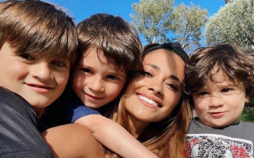 Antonela Roccuzzo vio el video de la nena que le canta a Messi y su reacción fue muy emotiva