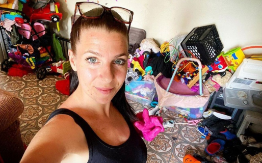 La chica que ordena y limpia gratis casas de gente que lo necesita es furor en internet