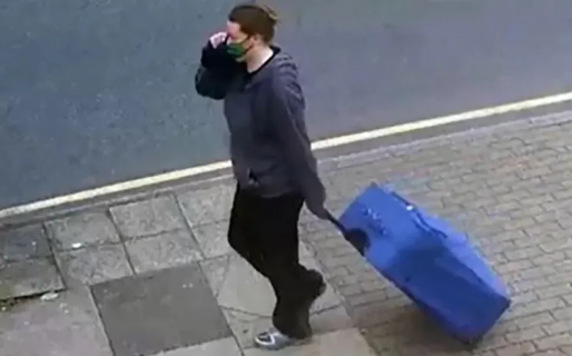 Un cadáver en la maleta: sentenciaron a 34 años de prisión a la osteópata británica que decapitó a su amiga