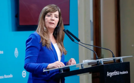 Cerruti aseguró que para el gobierno “el dólar blue no es una preocupación»